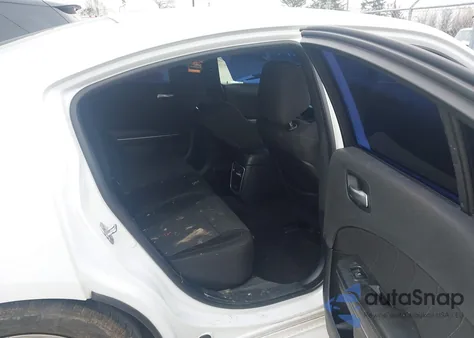 2018 Dodge Charger R/T Scat Pack Rwd z USA, uszkodzony, nr VIN 2C3CDXGJ0JH147770